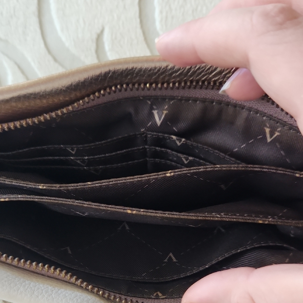 Vince Camuto Cream Textured Women's Bag - Picture 4 of 8
